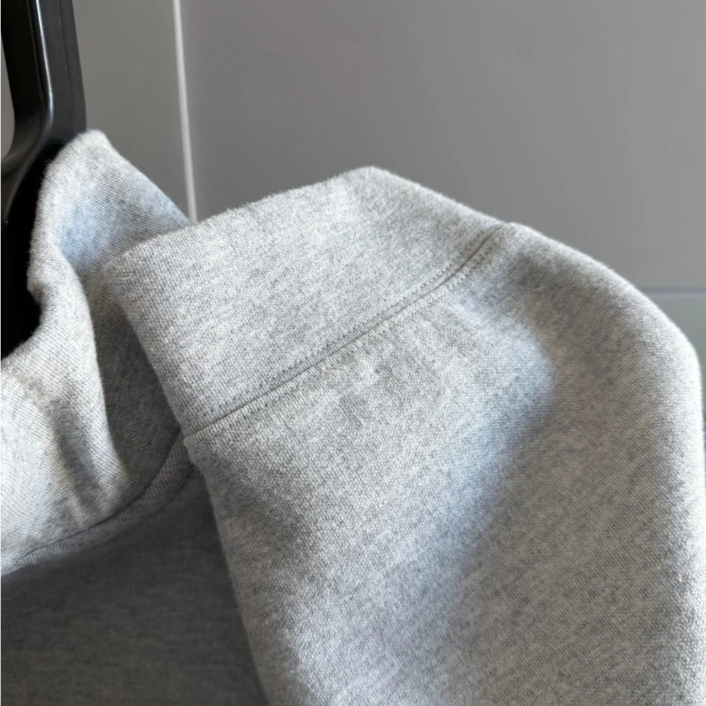 Tahari Women's Gray Zip-Up Top - Picture 7 of 8